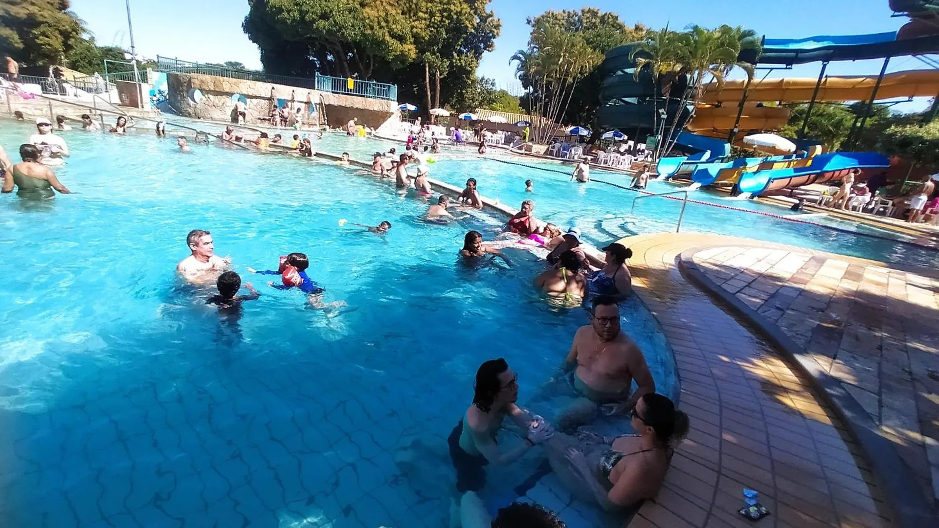 Diroma Exclusive Com Piscinas 24 Horas Todos Os Dias, Este Hotel Tem A Verdadeira Agua Medicinal Contra Dores No Corpo Artrite, Artrose, Osteoporose E Fibromialgia Fique Livre Do Estresse Com A Maior Sauna Para Hotel Caldas Novas