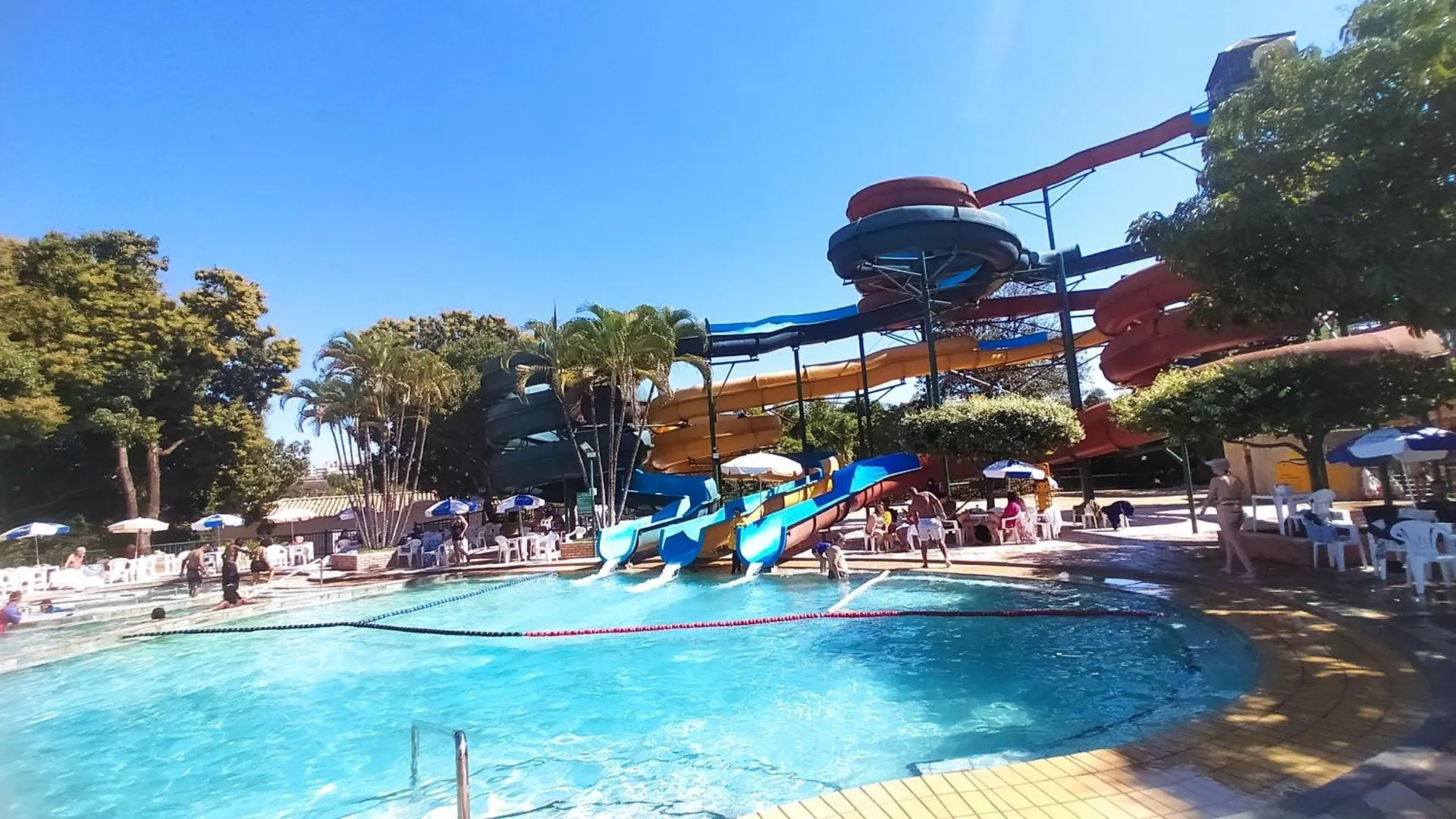 Diroma Exclusive Com Piscinas 24 Horas Todos Os Dias, Este Hotel Tem A Verdadeira Agua Medicinal Contra Dores No Corpo Artrite, Artrose, Osteoporose E Fibromialgia Fique Livre Do Estresse Com A Maior Sauna Para Hotel Caldas Novas 0*,  Brazilië